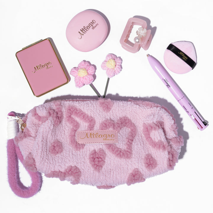 Fluffy Hearts Travel Case