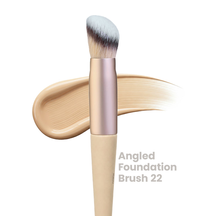 Angled Foundation Brush 22