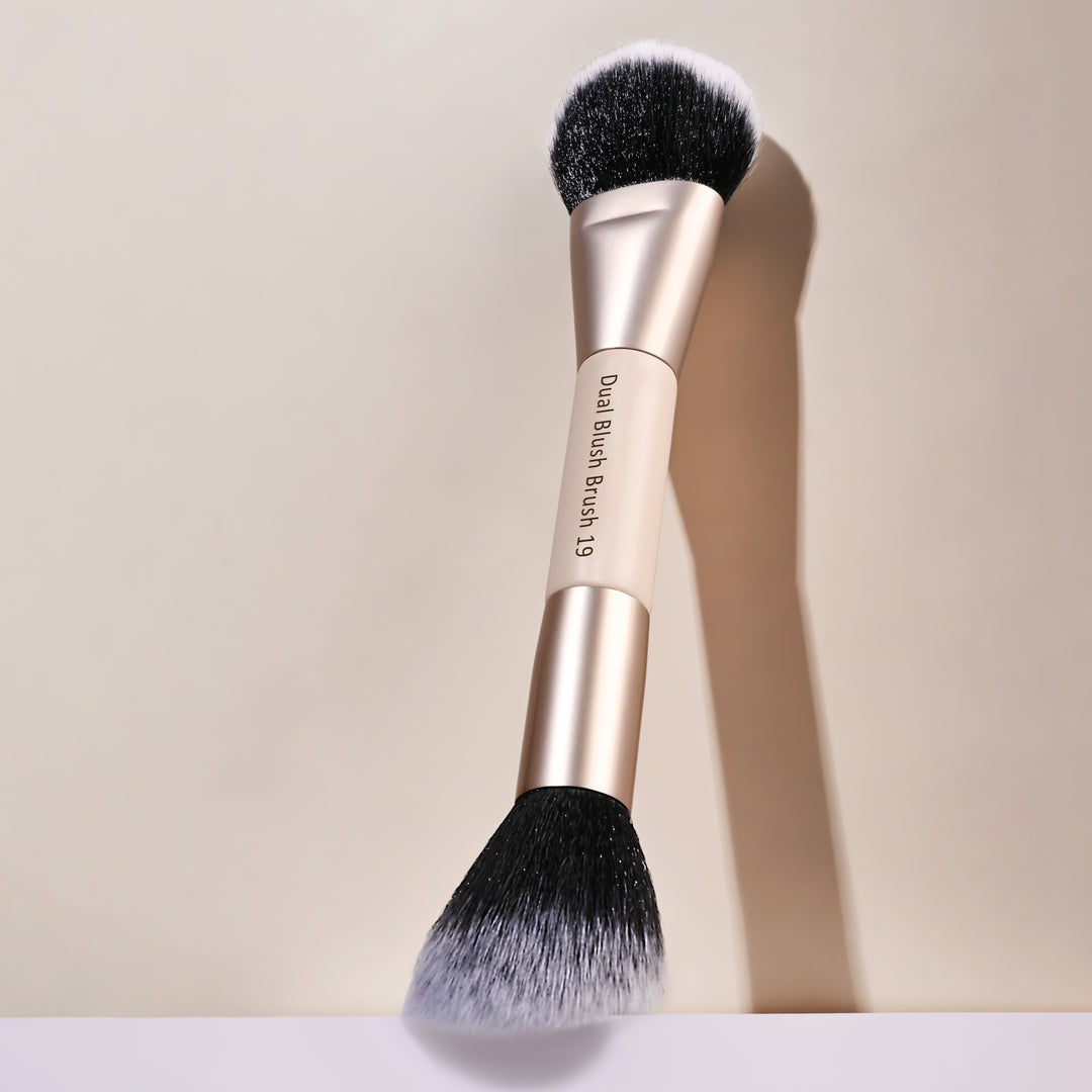 Double Duty – Dual-Ended Cream & Powder Blush Brush