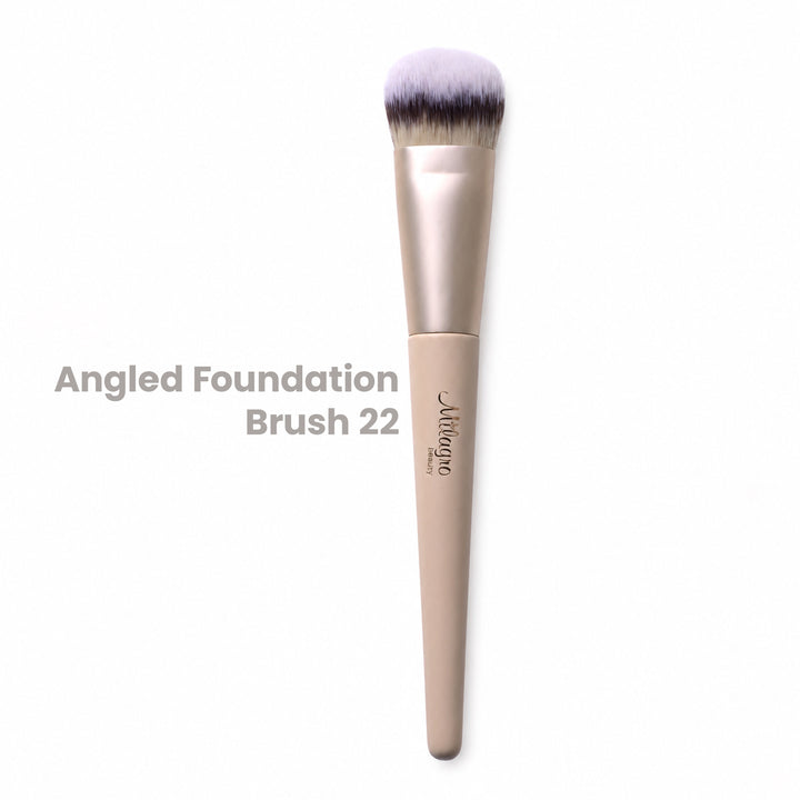 Angled Foundation Brush 22